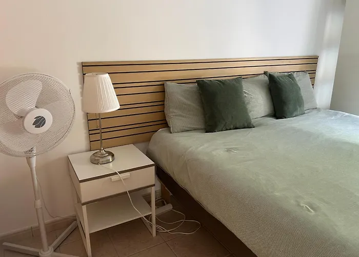 Conjo - アパート